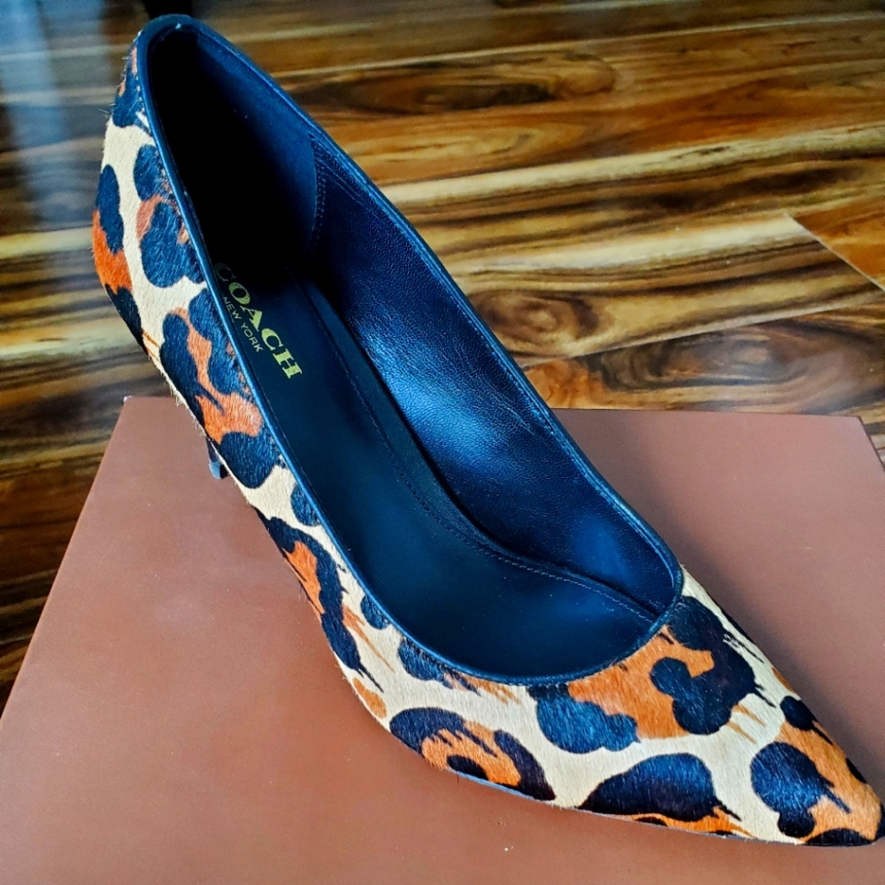 Coach - Wild Beast Haircalf Pump 6.5 M